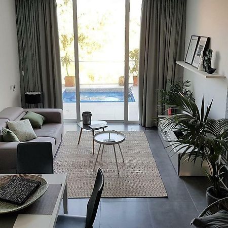 Duplex Maisonette With Heated P-Pool And Jacuzzi Saint Julian's Εξωτερικό φωτογραφία