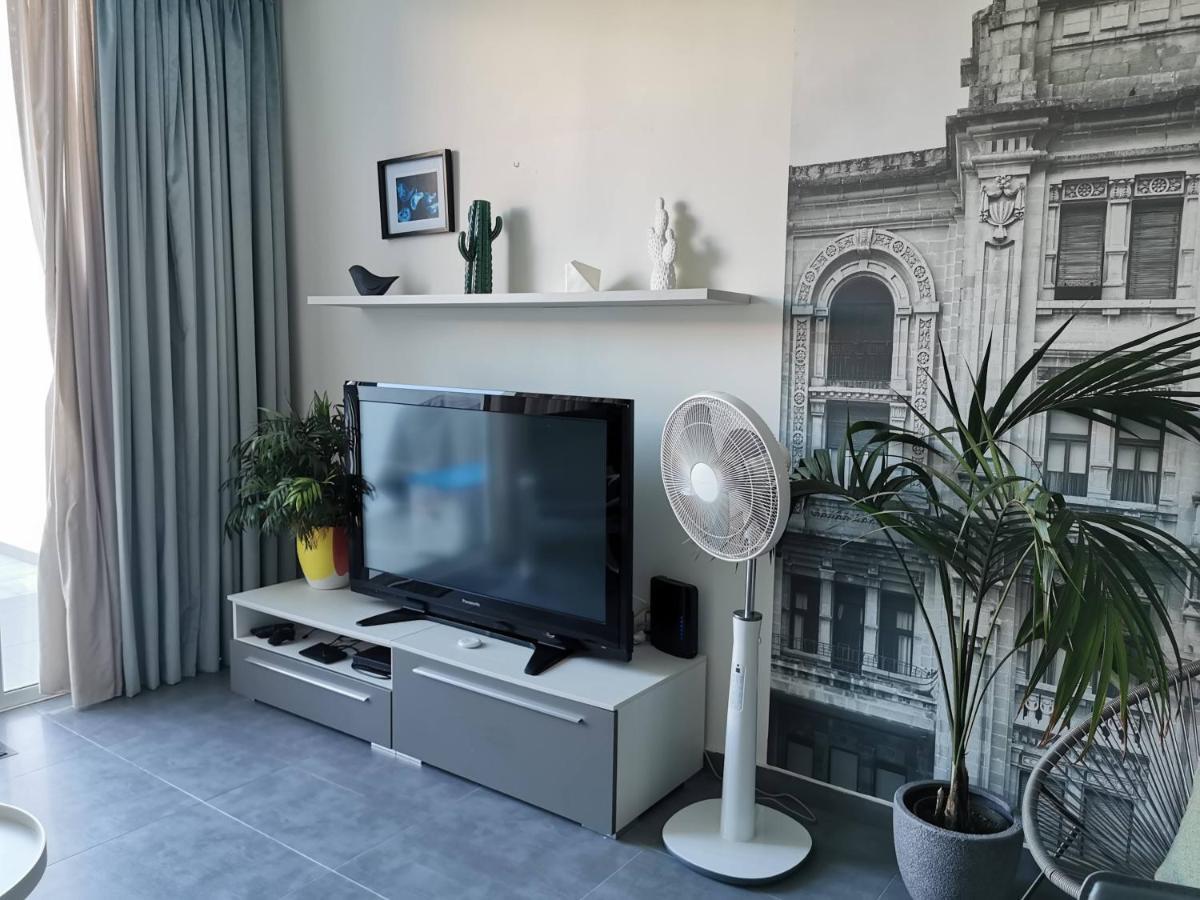 Duplex Maisonette With Heated P-Pool And Jacuzzi Saint Julian's Εξωτερικό φωτογραφία