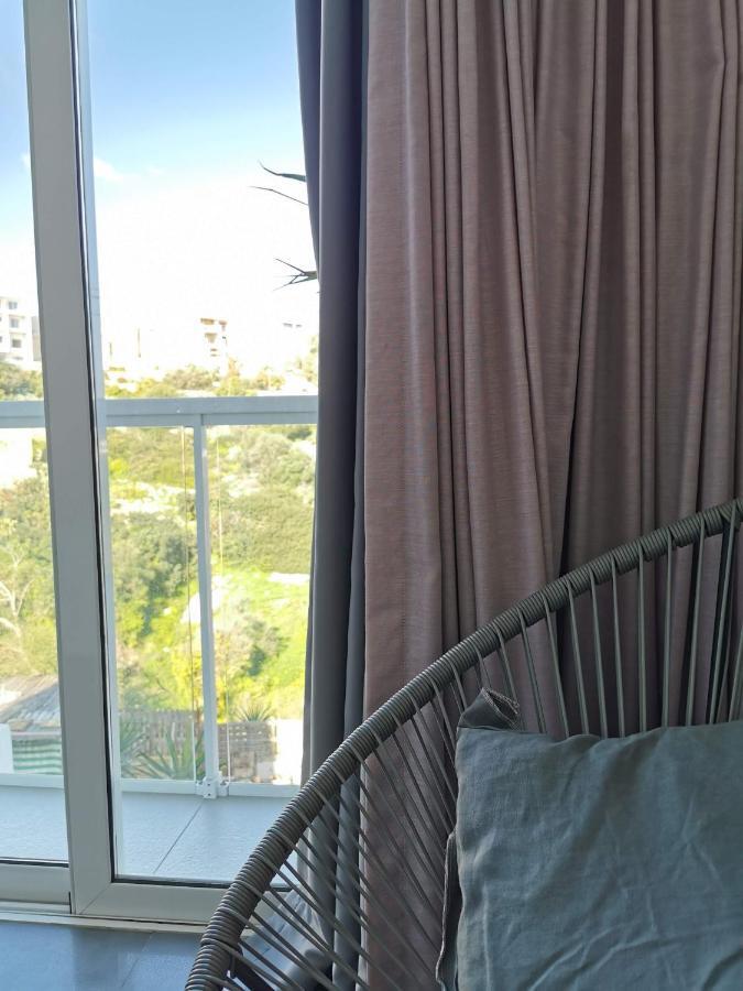 Duplex Maisonette With Heated P-Pool And Jacuzzi Saint Julian's Εξωτερικό φωτογραφία