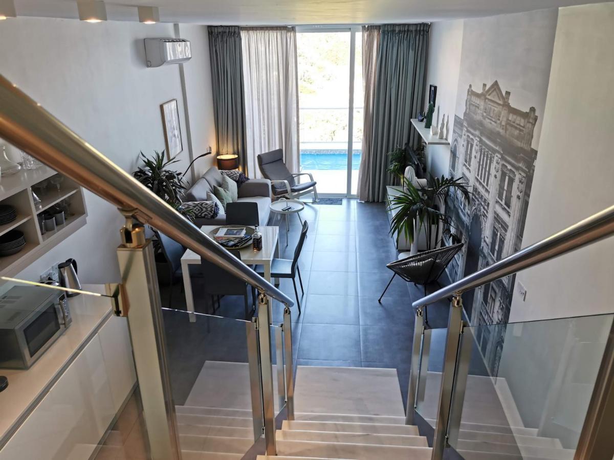 Duplex Maisonette With Heated P-Pool And Jacuzzi Saint Julian's Εξωτερικό φωτογραφία